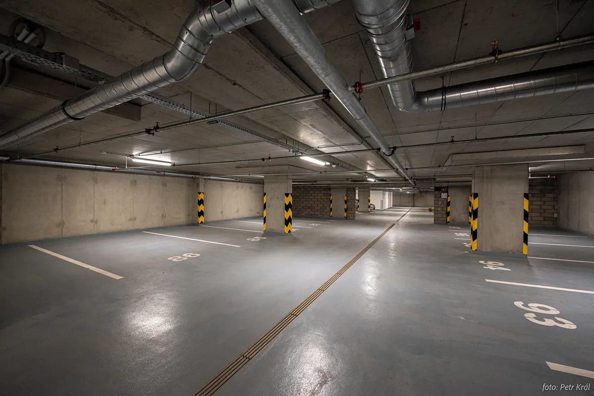 Prodej garážového stání 13 m²